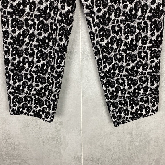 Zara black leopard tapered ankle pants - Picture 3 of 6